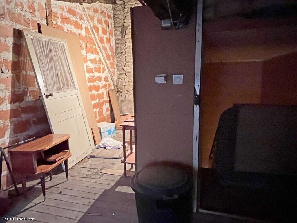 Maison à VERTEUIL-SUR-CHARENTE