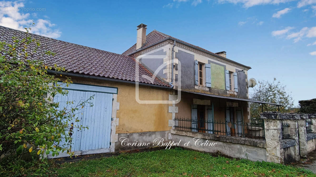 Maison à NEGRONDES