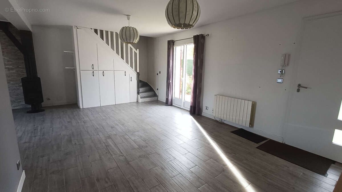 Maison à MAGNY-EN-VEXIN