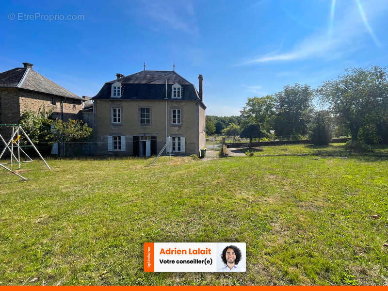 Maison à BERSAC-SUR-RIVALIER