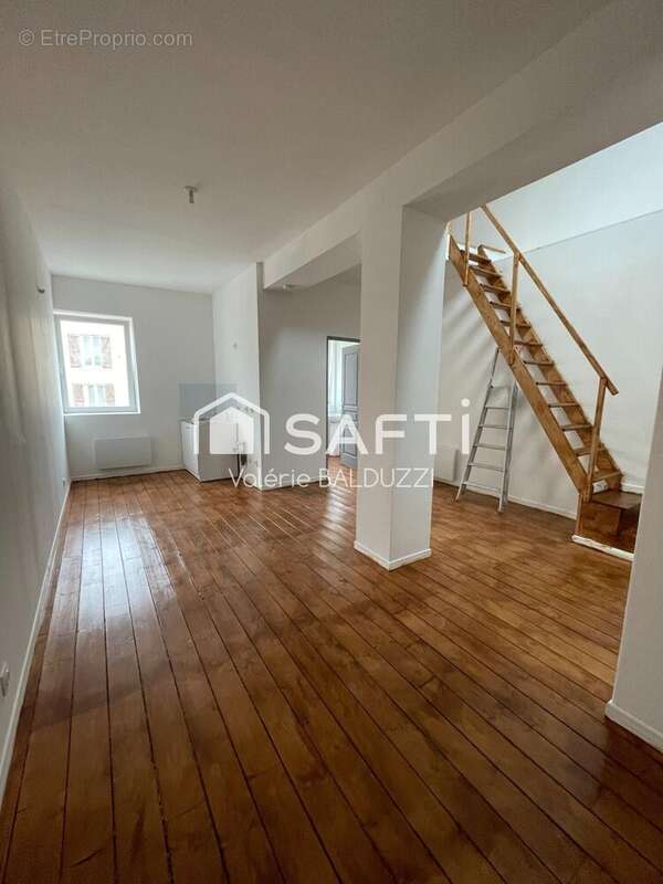 Photo 2 - Maison à CHATEAU-THIERRY