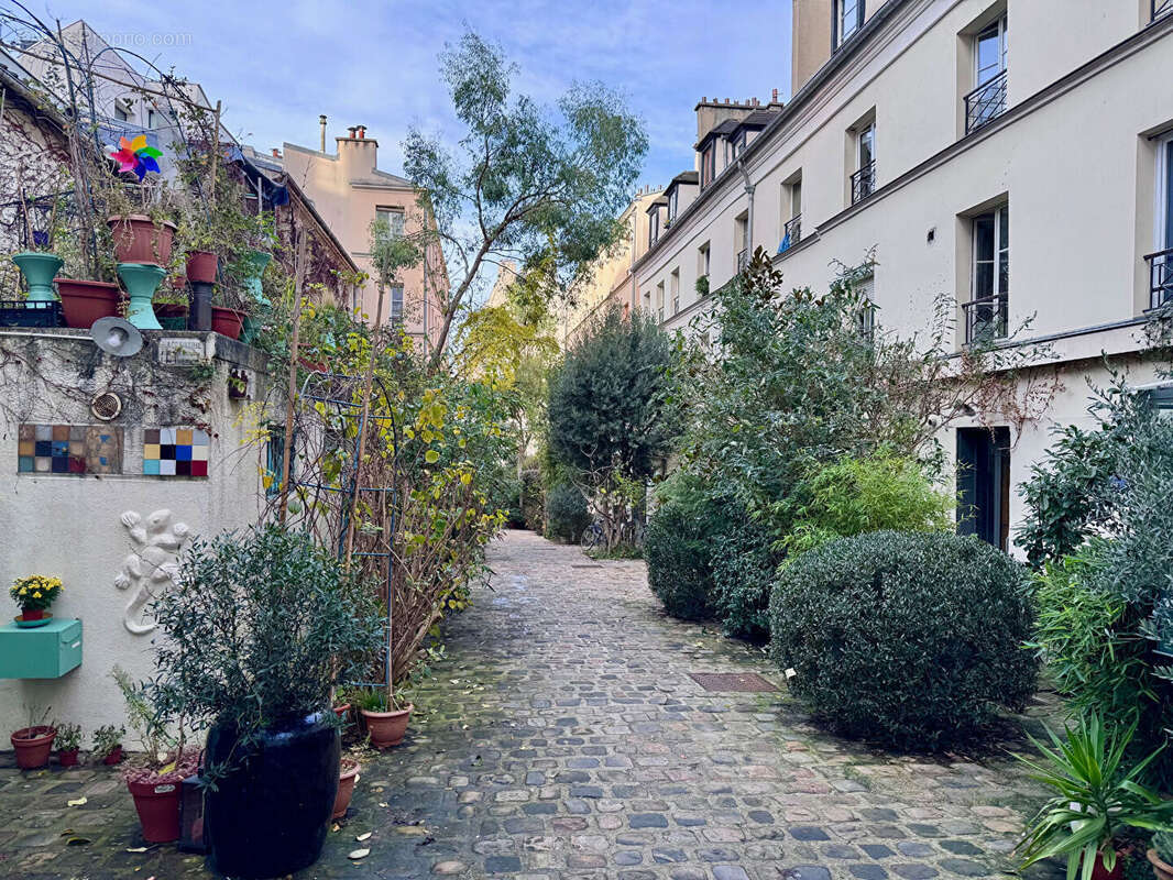 Appartement à PARIS-11E