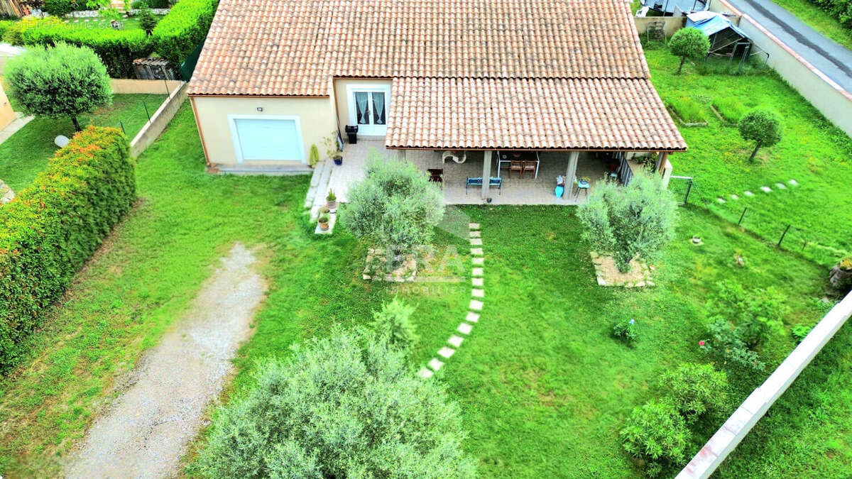 Maison à MONTAZELS
