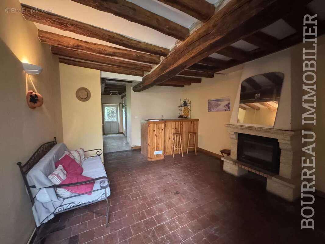 Maison à CHASSY
