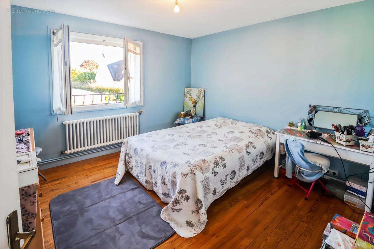 Maison à CARHAIX-PLOUGUER