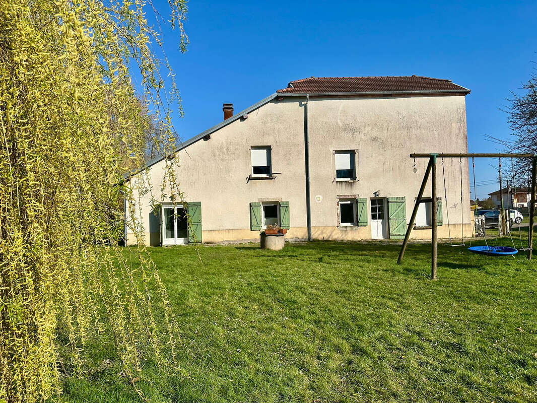 Maison à BREUCHES