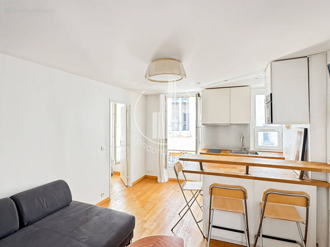 Appartement à PARIS-18E
