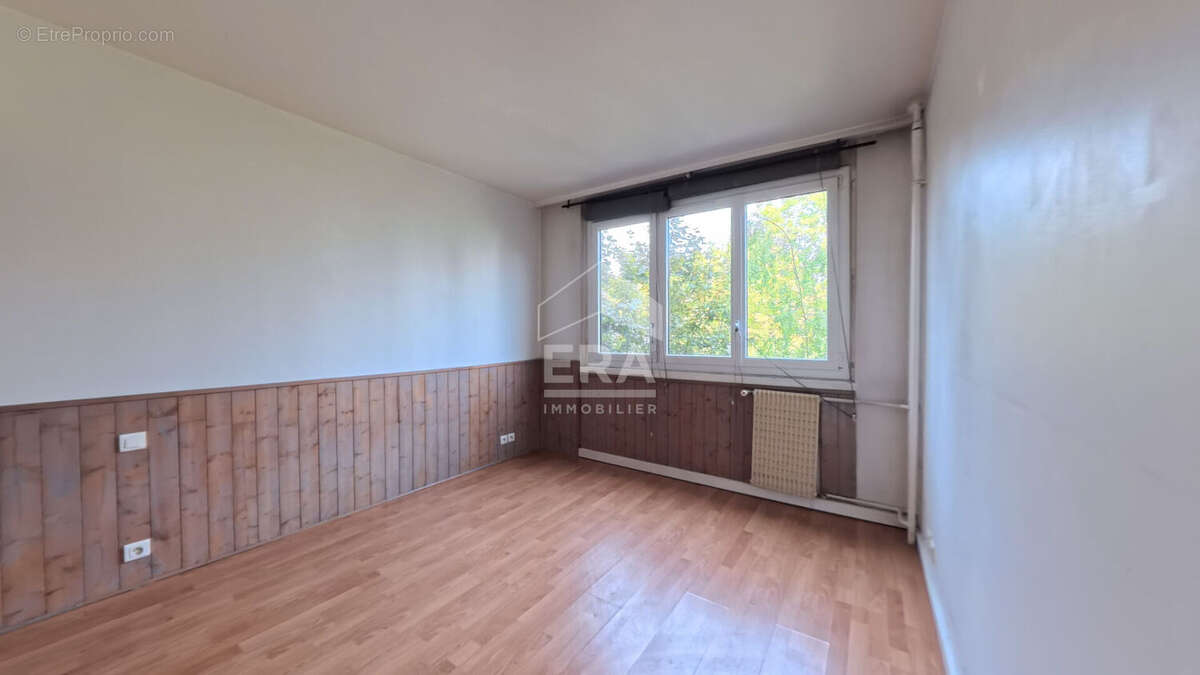 Appartement Saint Denis 4 pièces - rue Gabriel Péri - photo 6