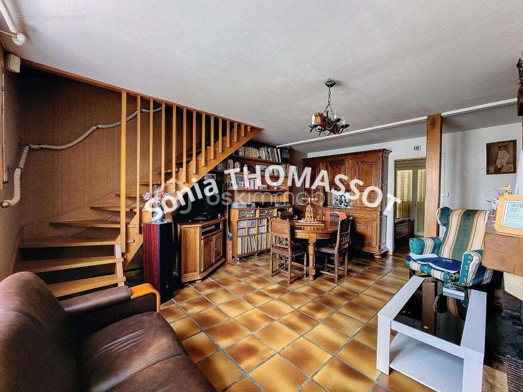 Maison à SAINT-USAGE