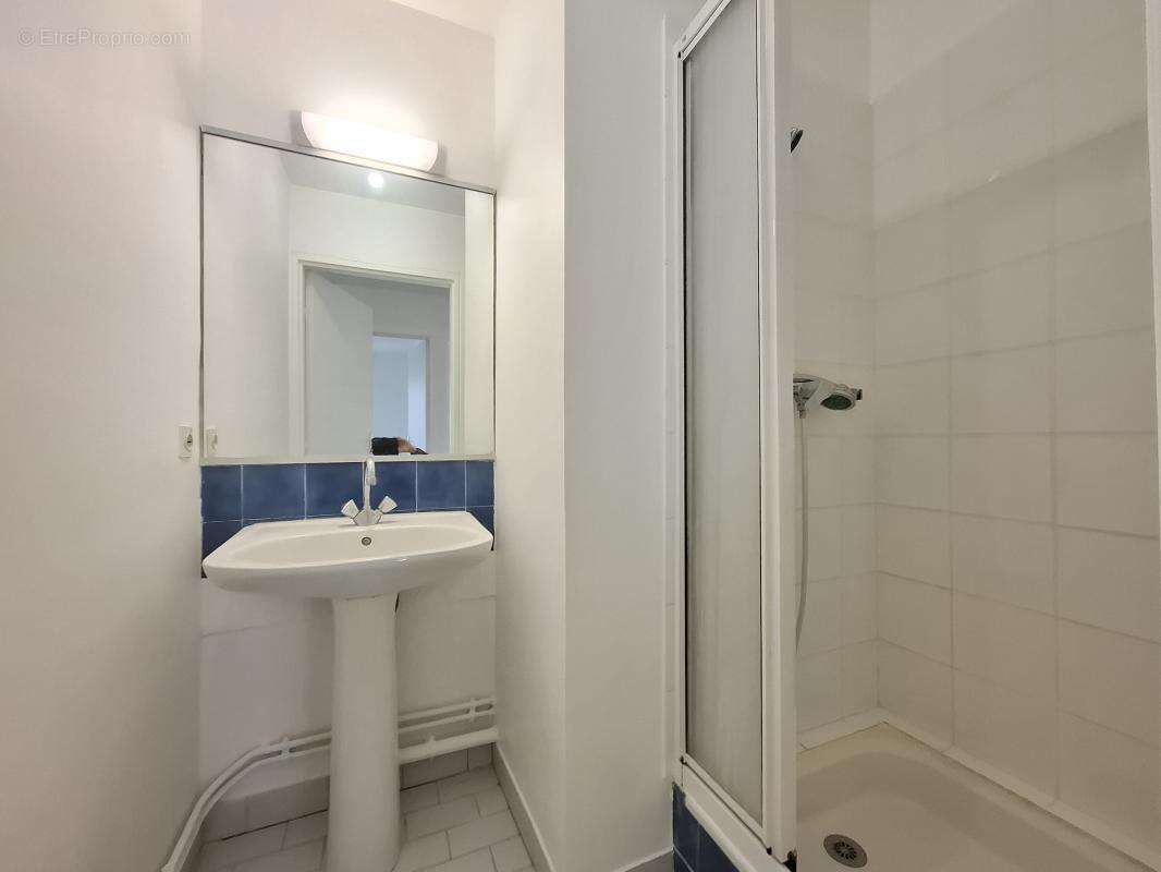 Appartement à LA GARENNE-COLOMBES