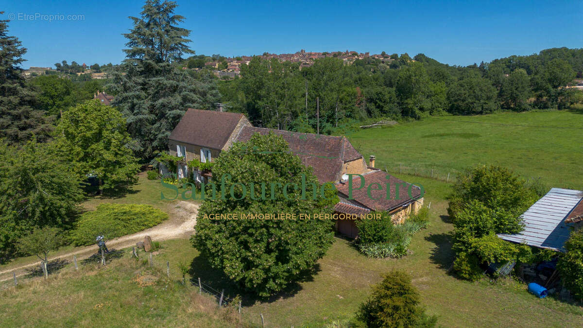 Maison à SARLAT-LA-CANEDA