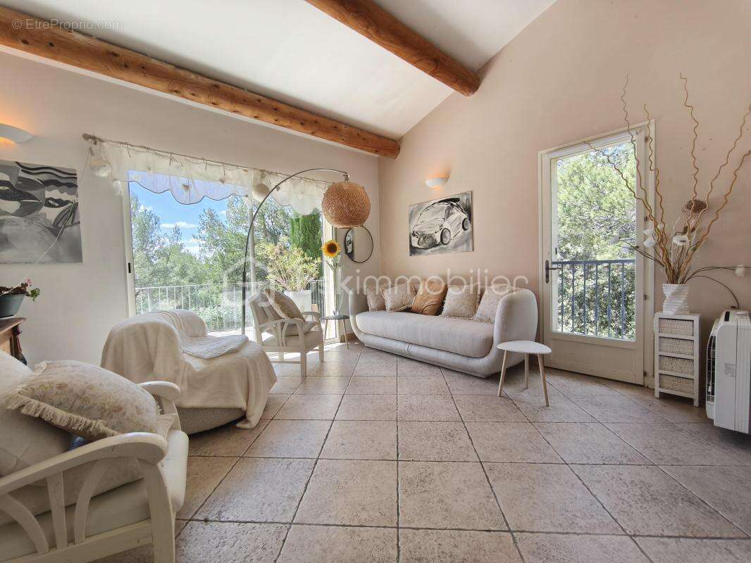 Maison à PIERREVERT