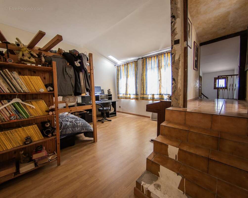 Chambre 1 - Maison à SAINT-LEU-LA-FORET