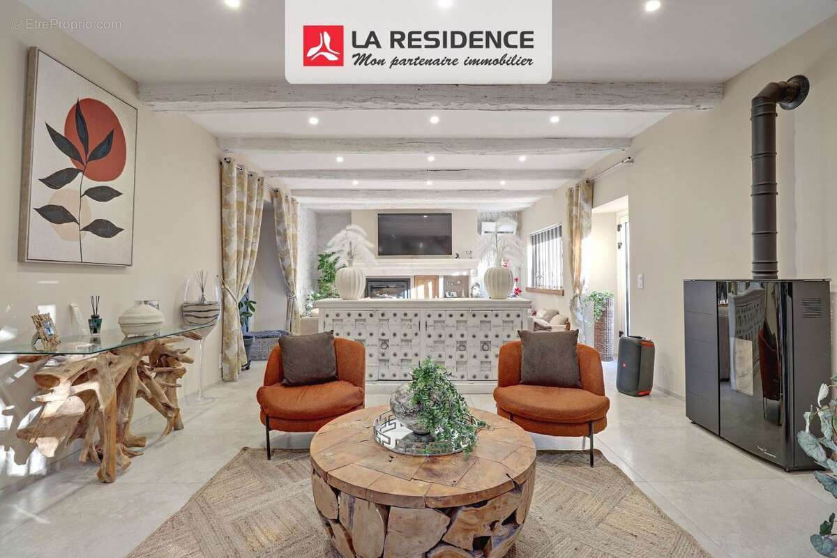 Maison à TRANS-EN-PROVENCE