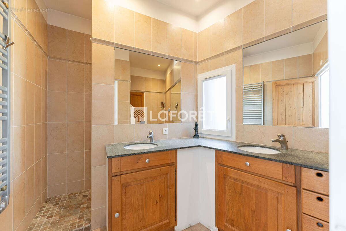 Maison à MARSEILLE-7E