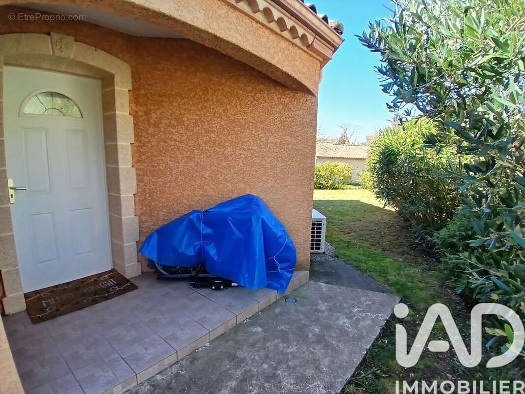 Maison 99 m² à Premian  - photo 7