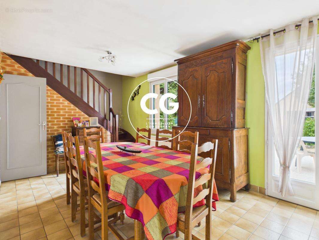 Pavillon 115m² 4 chambres terrain 1 402m² Magny-le-Désert - photo 13