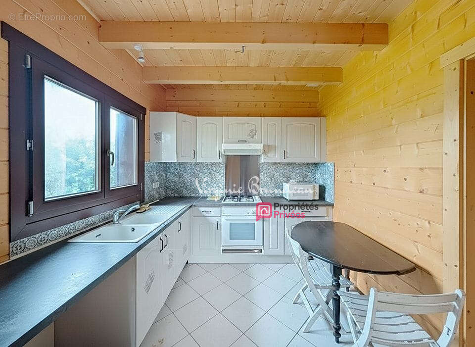 Maison à HOURTIN