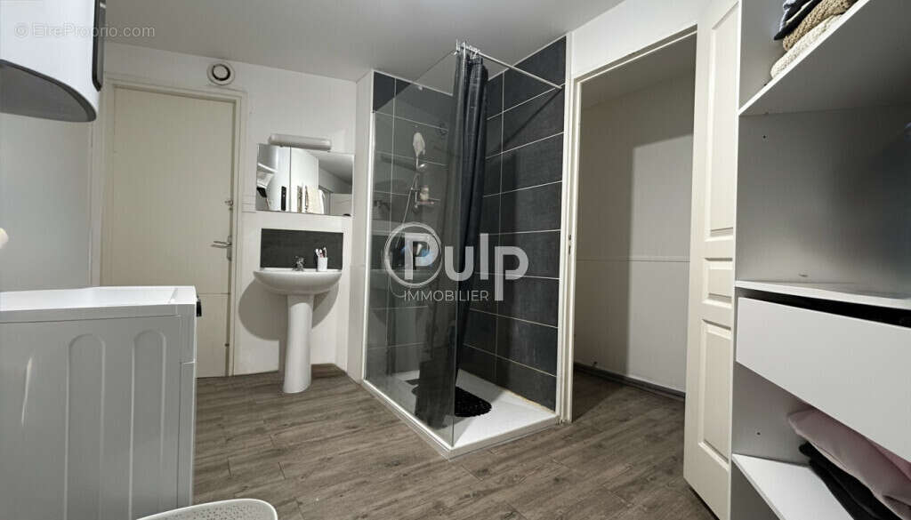 Appartement à GRENAY