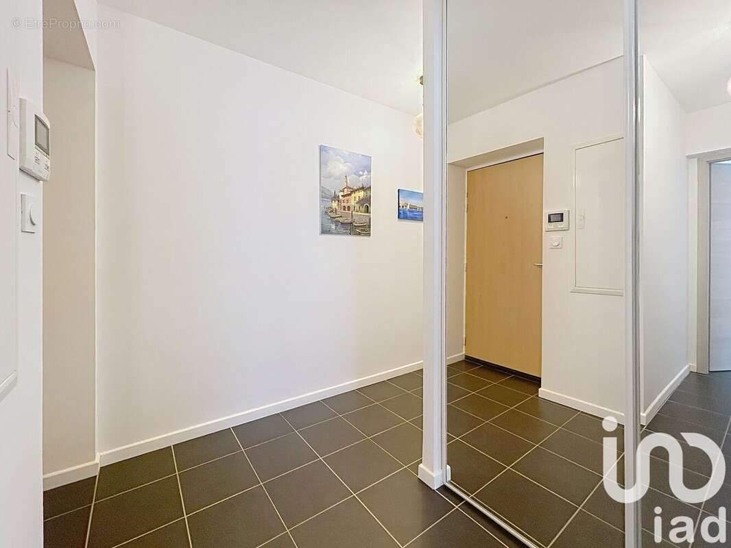 Photo 2 - Appartement à AMNEVILLE