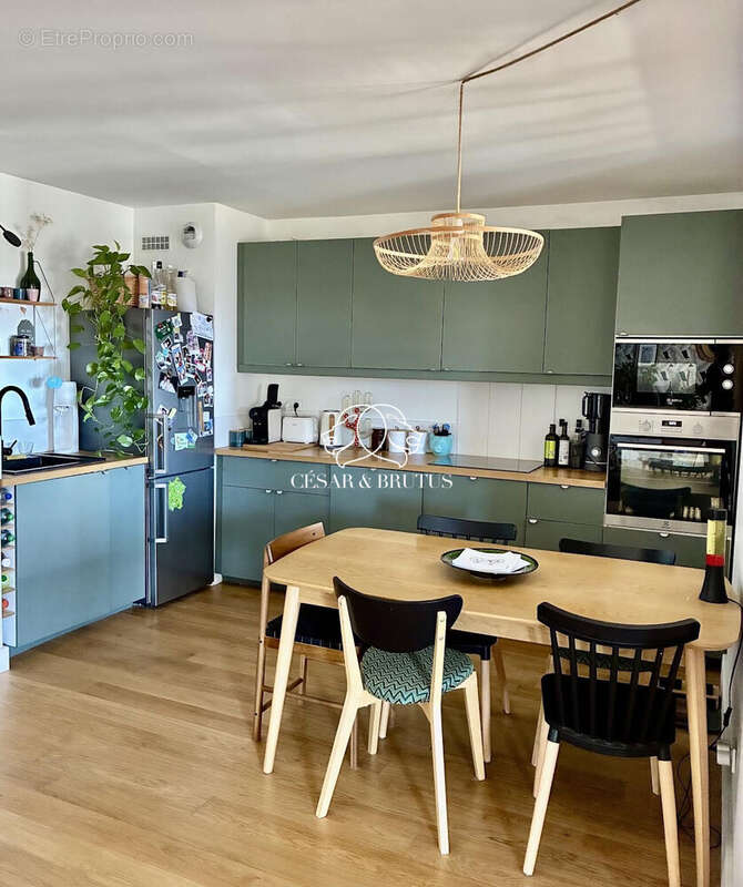 Appartement 84 m² à Caluire-Et-Cuire  - photo 2