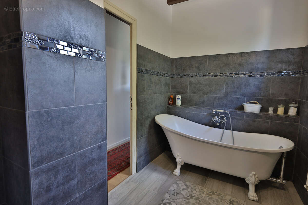 Maison Type 4 - 140,75m2 habitables - Terrain 4280m2 - photo 20