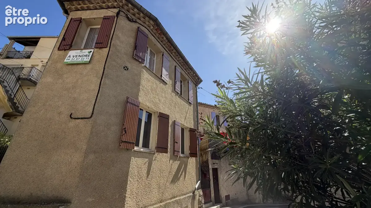 Maison à GREOUX-LES-BAINS