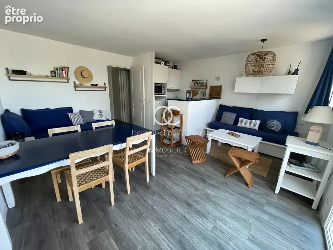 ARZON - Appartemetn T3 duplex avec balcon, piscine et 2 parking ! - photo 3