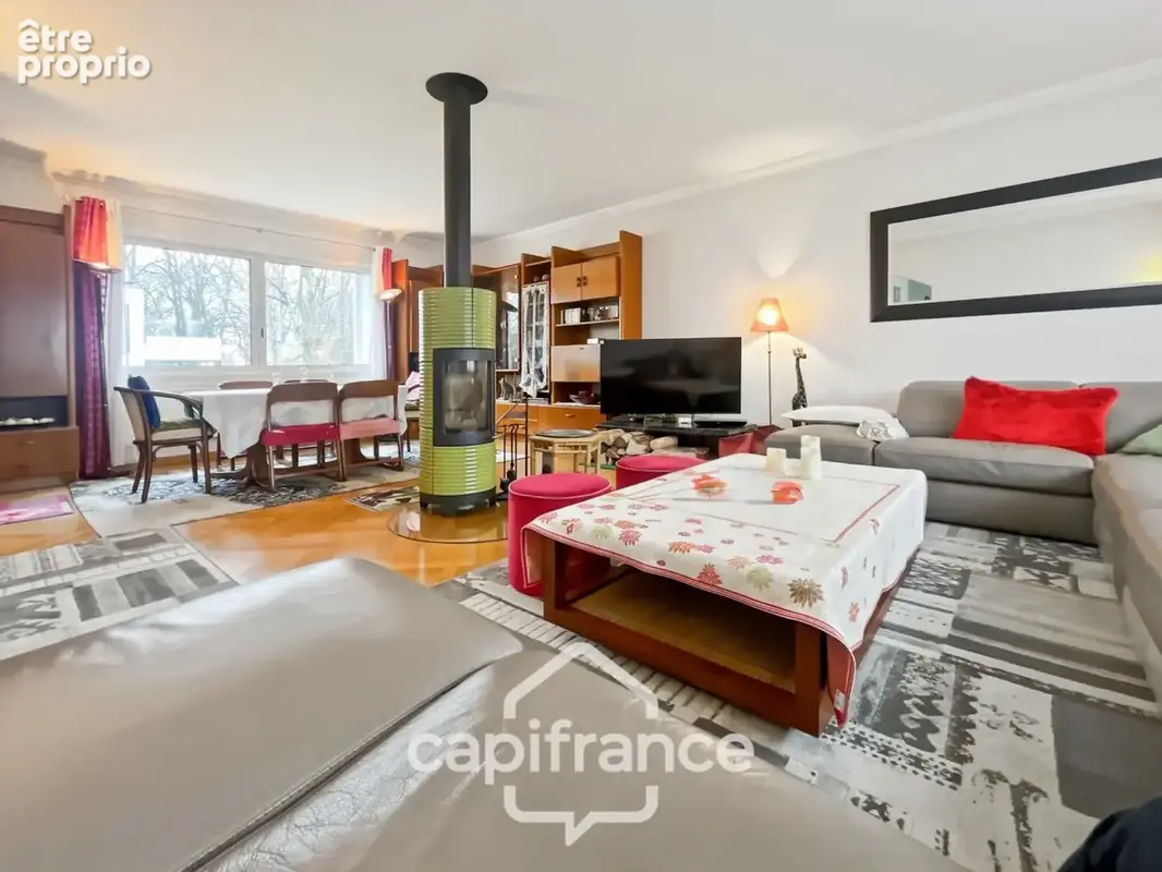 Secteur Golf d’Ormesson-sur-Marne, maison familiale 215 m², calme absolu, terrain 1 060 m² - photo 6