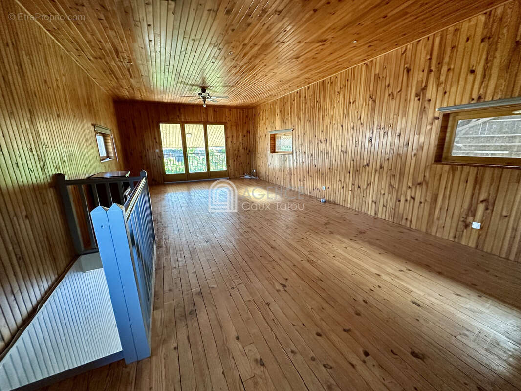 Bien atypique avec habitation et bâtiment agricole sur 2,07 hectares   PREUSEVILLE - photo 7
