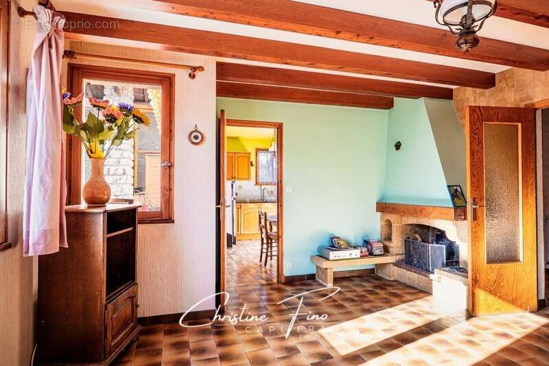 Maison à LA SALLE-LES-ALPES