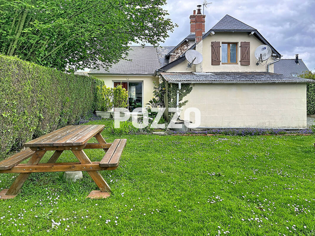 Maison à DANGY