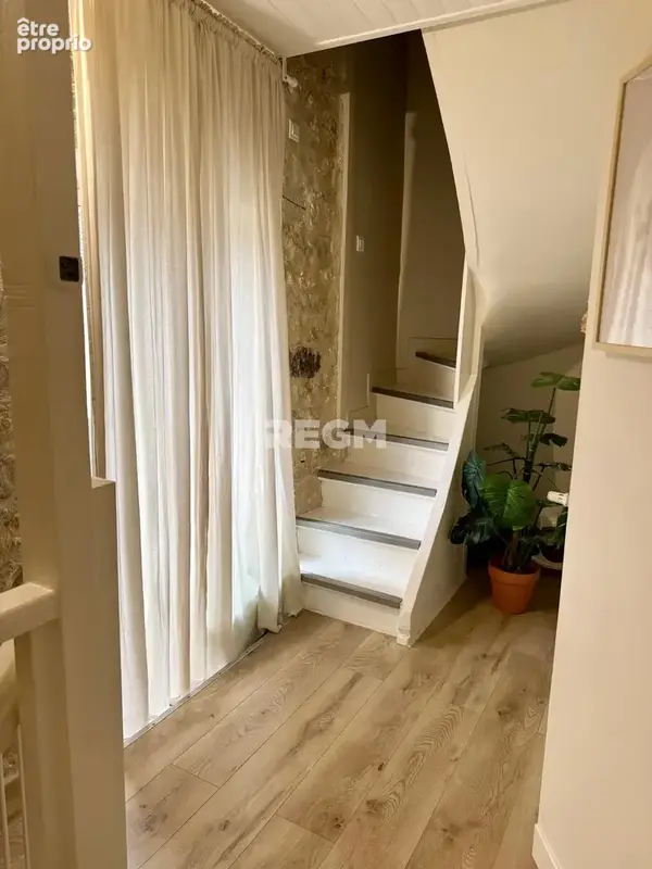 Maison en pierres renovee avec grande dependance - photo 21