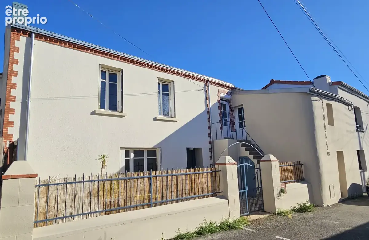 Maison à LA MONTAGNE