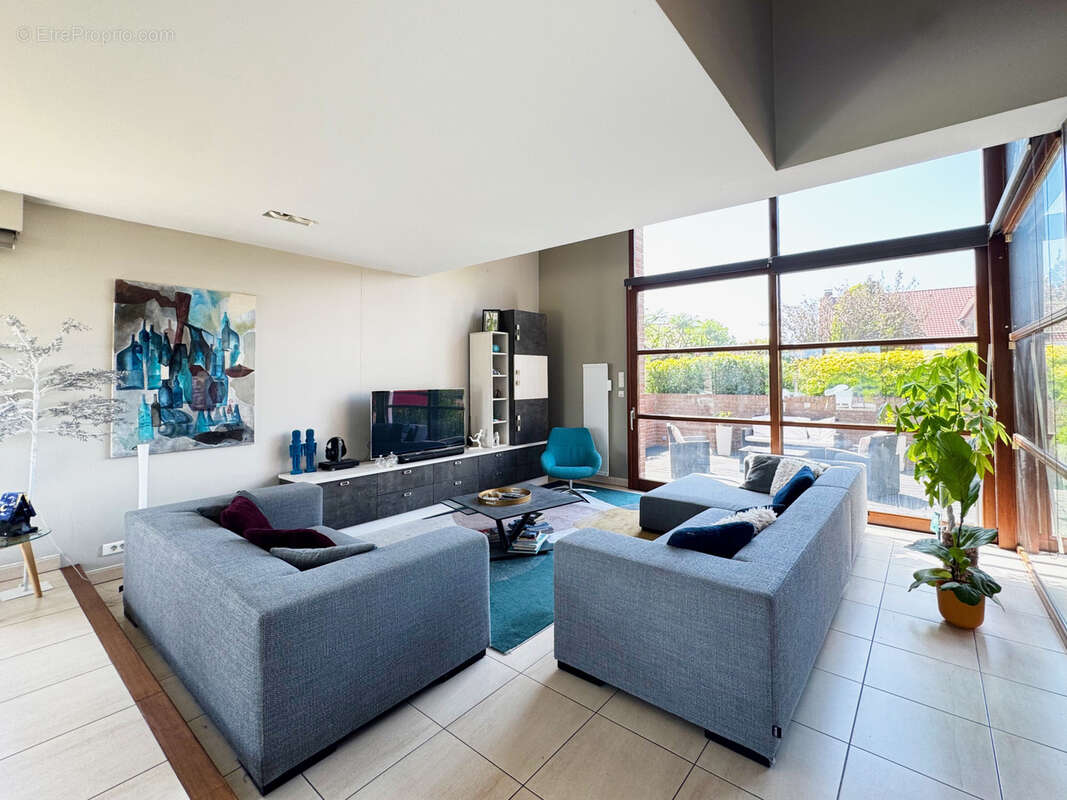 Maison à SEBOURG