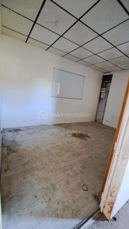 Bureaux et hangar Châteaubriant - photo 2