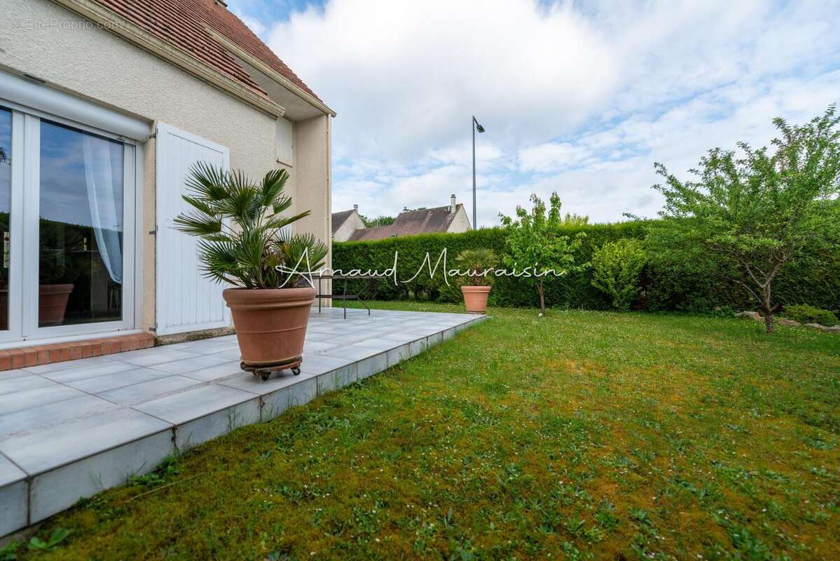 Photo 3 - Maison à LA CHAPELLE-EN-SERVAL