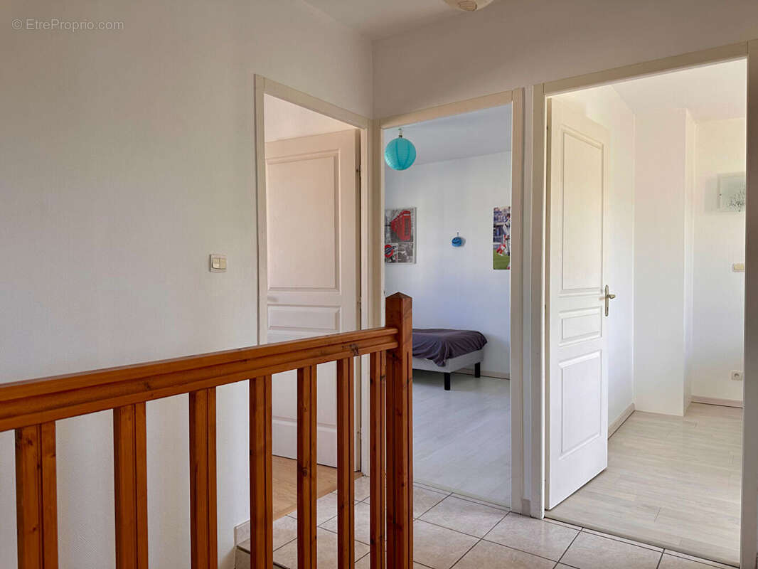 Maison à POUILLY-LE-MONIAL