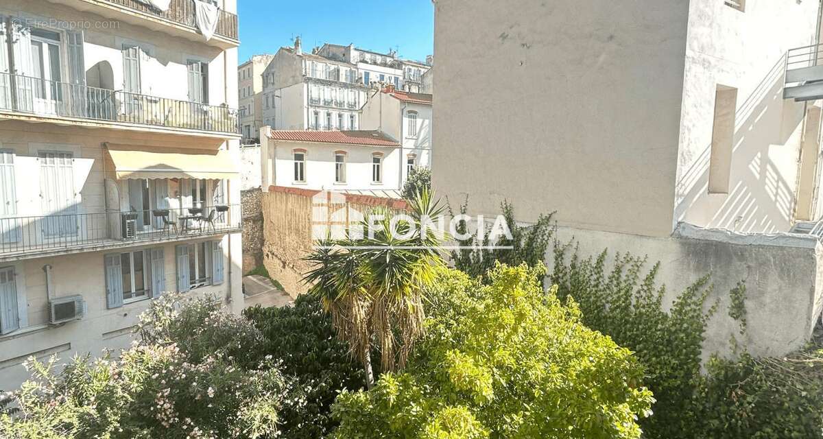 Appartement à MARSEILLE-7E
