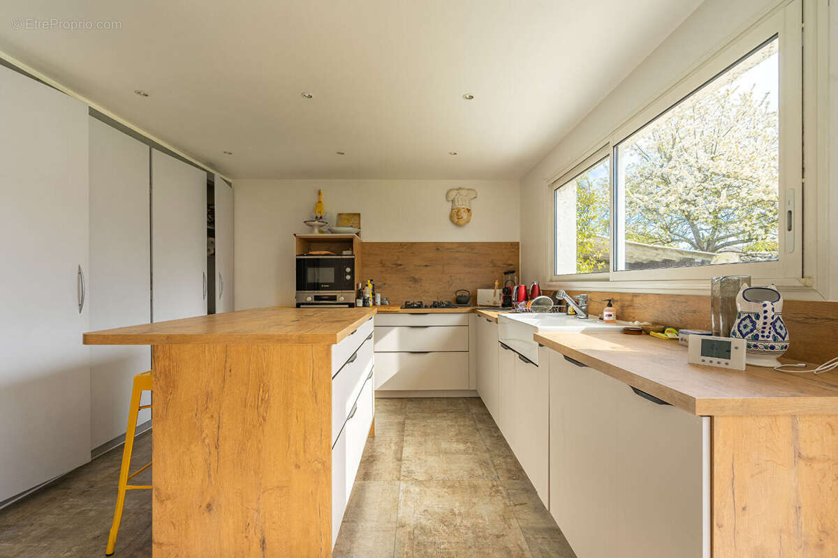 Maison à SAINT-SULPICE-DE-ROYAN