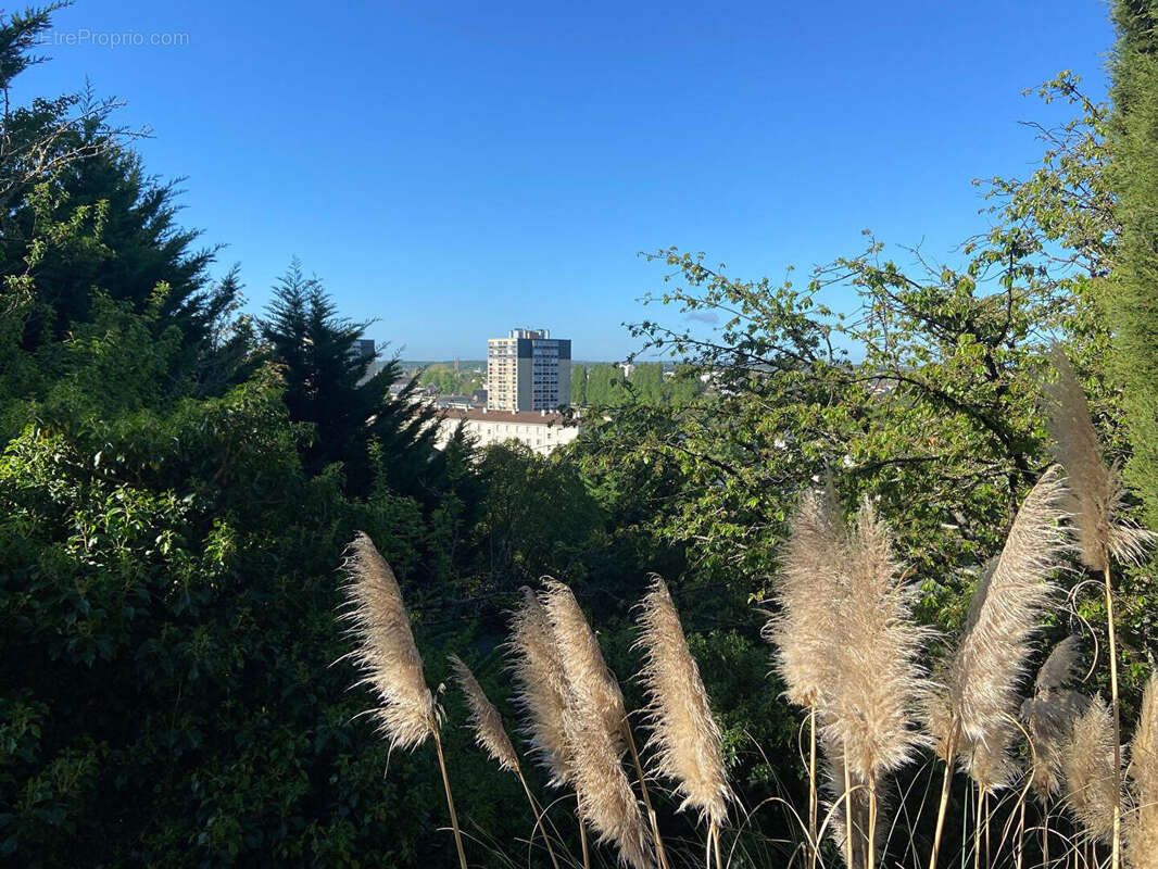 Maison à CHATELLERAULT