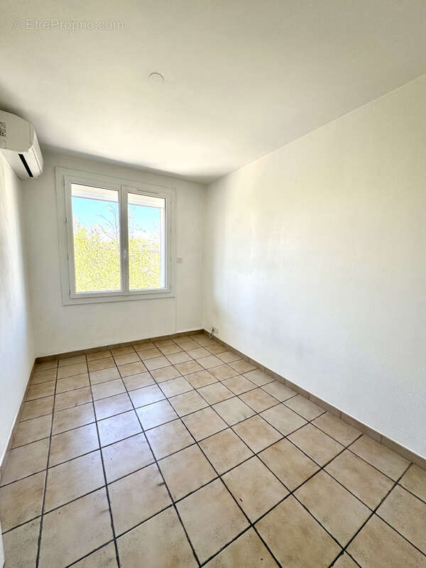 Appartement à SIX-FOURS-LES-PLAGES