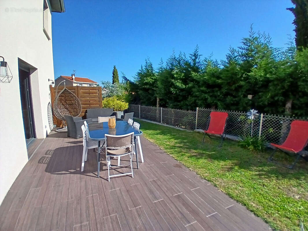 Maison à SOUCIEU-EN-JARREST