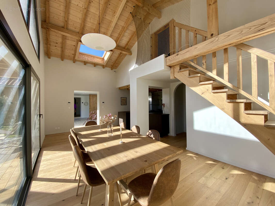 Maison à MOLIETS-ET-MAA