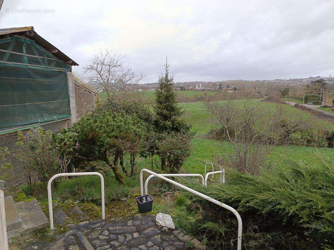 Maison à ANTIGNY