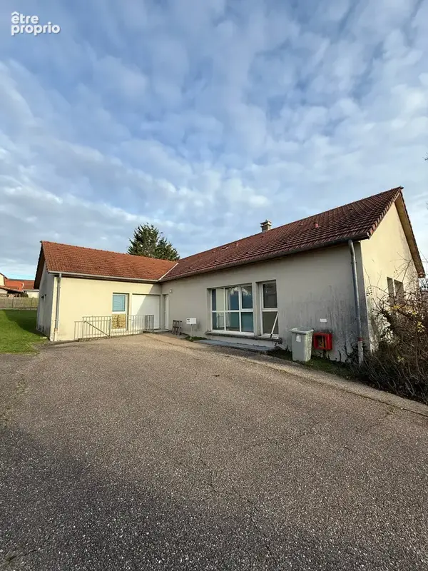 Ancienne maison médicale   364 m2   terrain 1 651 m2   créhange - photo 8