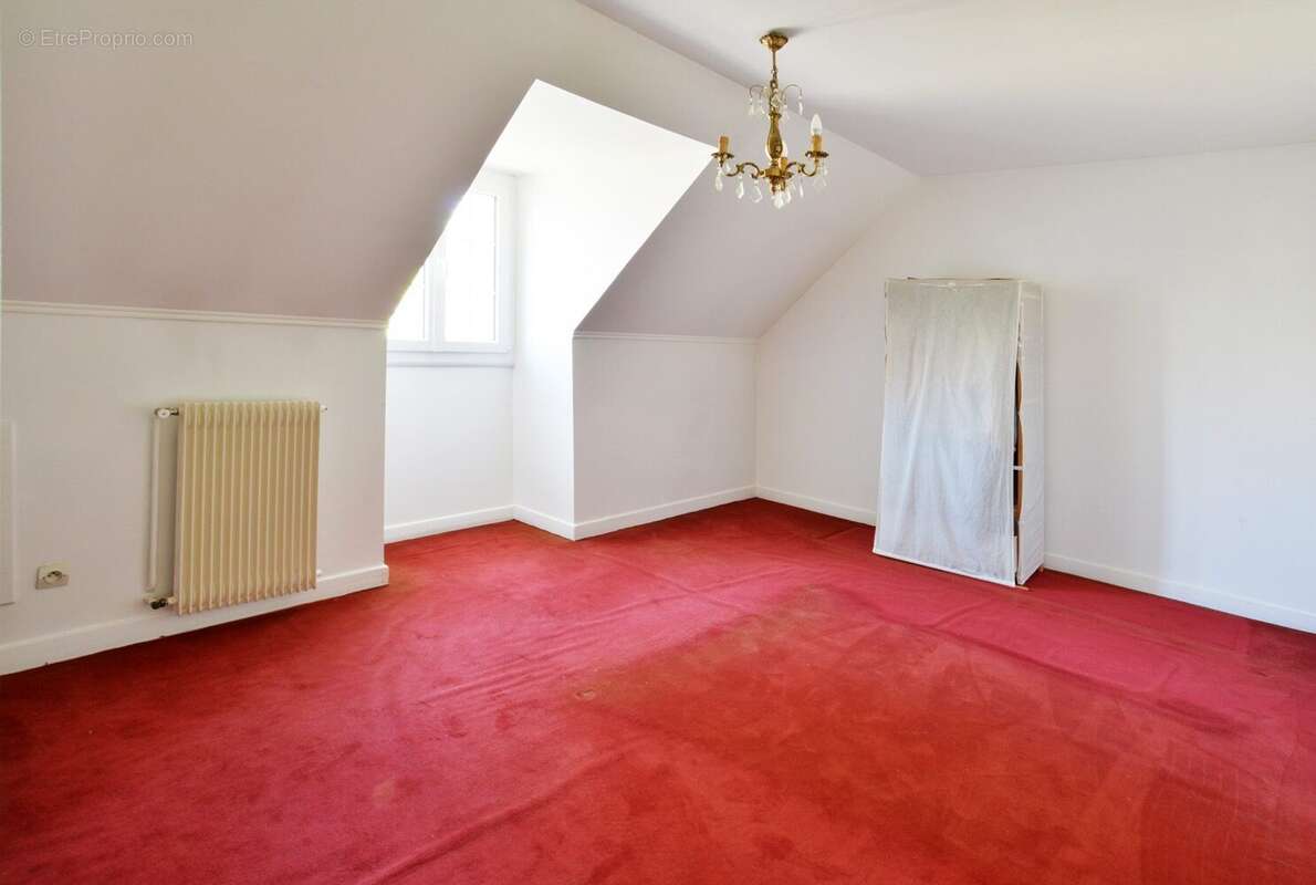 Maison 91 m² à Crosne  - photo 6