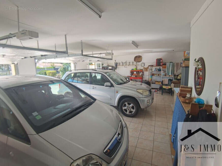 Maison à CHASSENEUIL-SUR-BONNIEURE