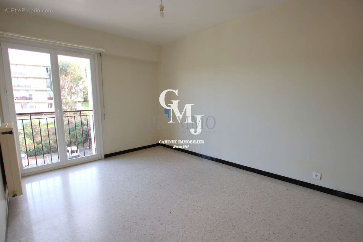 Appartement à SAINT-RAPHAEL