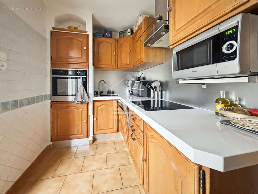 Appartement à MARSEILLE-13E